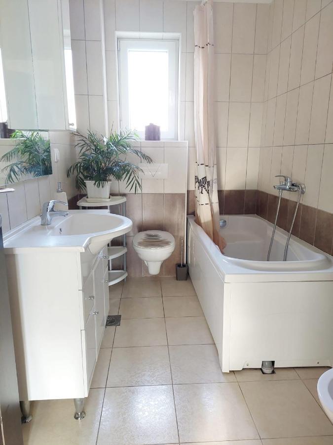 Villa Ivy With Perfect Privacy, Pool, Sauna And Jacuzzi Opanci Exterior foto